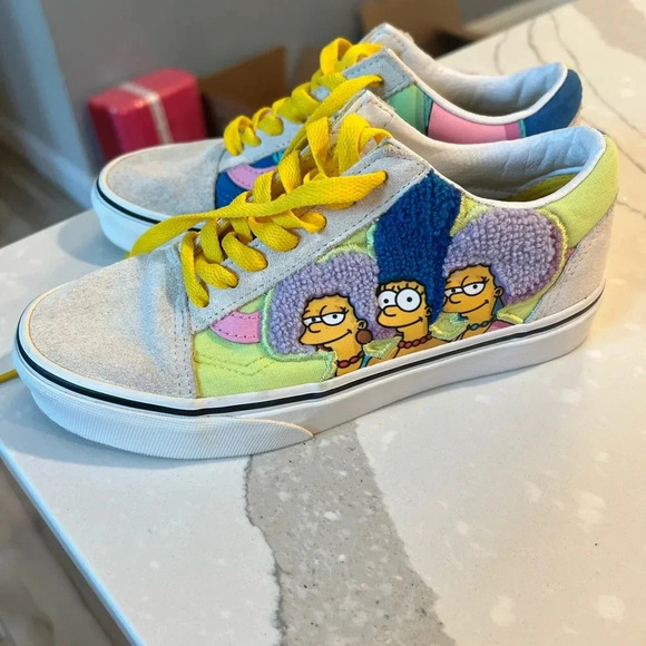 RARE Vans x Old Skool The Simpsons “The Bouviers” Shoes women 5.5 men 4 - Picture 1 of 10